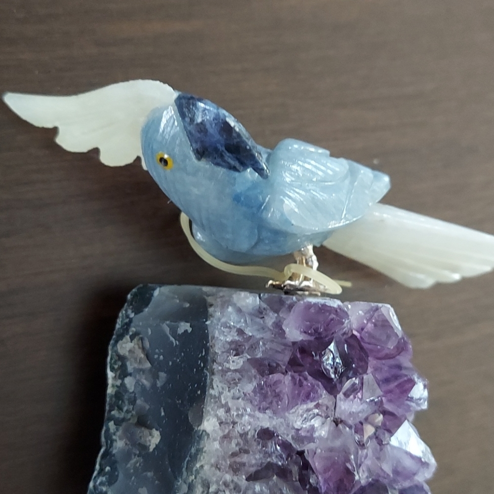 Bird Figurine - Picture 2 of 4